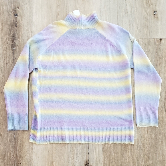 WORKSHOP Republic Clothing Turtleneck Sweater - Picture 2 of 4